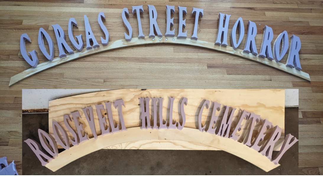 Single Arch Halloween Sign